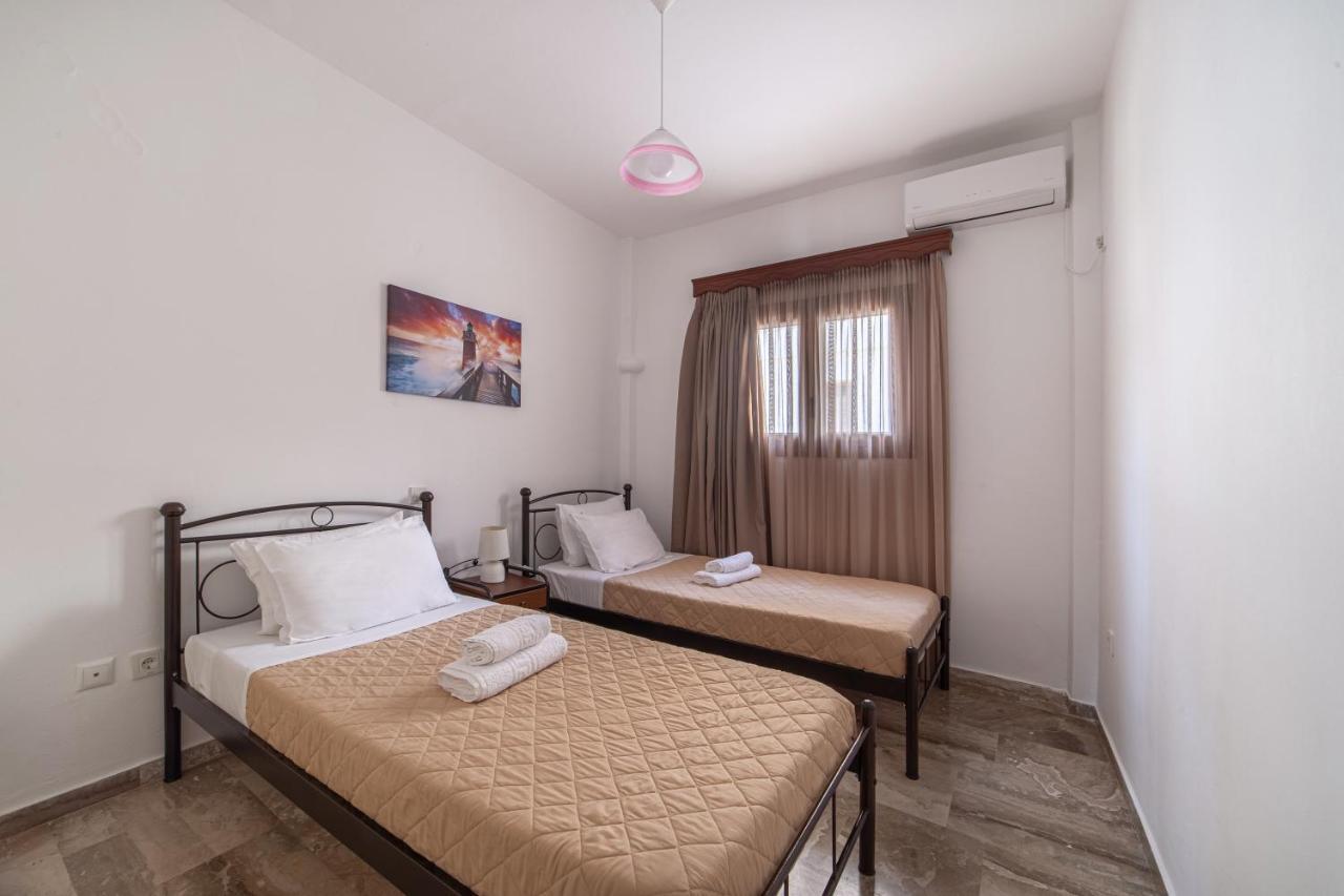 Virginia'S House Apartment Баци Екстериор снимка